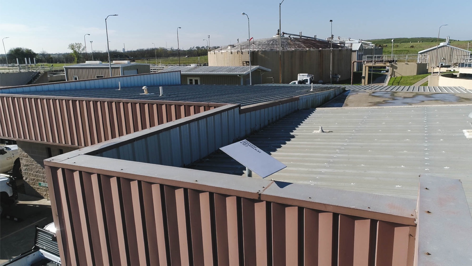 Starlink terminal installed on a commercial rooftop as a last-mile path for a Nucleus multi-provider edge site